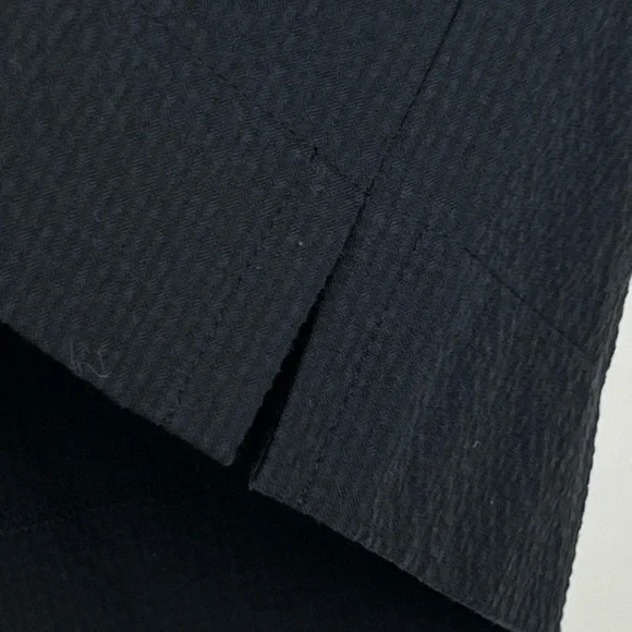 Smythe Boxer Short Black Textured Fabric Side Pockets Side Slits Size Small - Picture 5 of 8